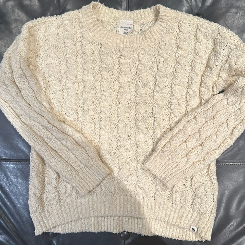 Cable knit sweater kids size 12-14